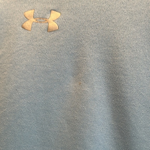 *5/$15* EUC, under armour, boys, loose fit heat gear tee - Picture 6 of 6